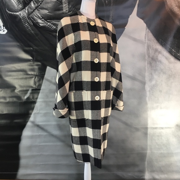 Valentino Jackets & Blazers - Valentino stunning coat price firm